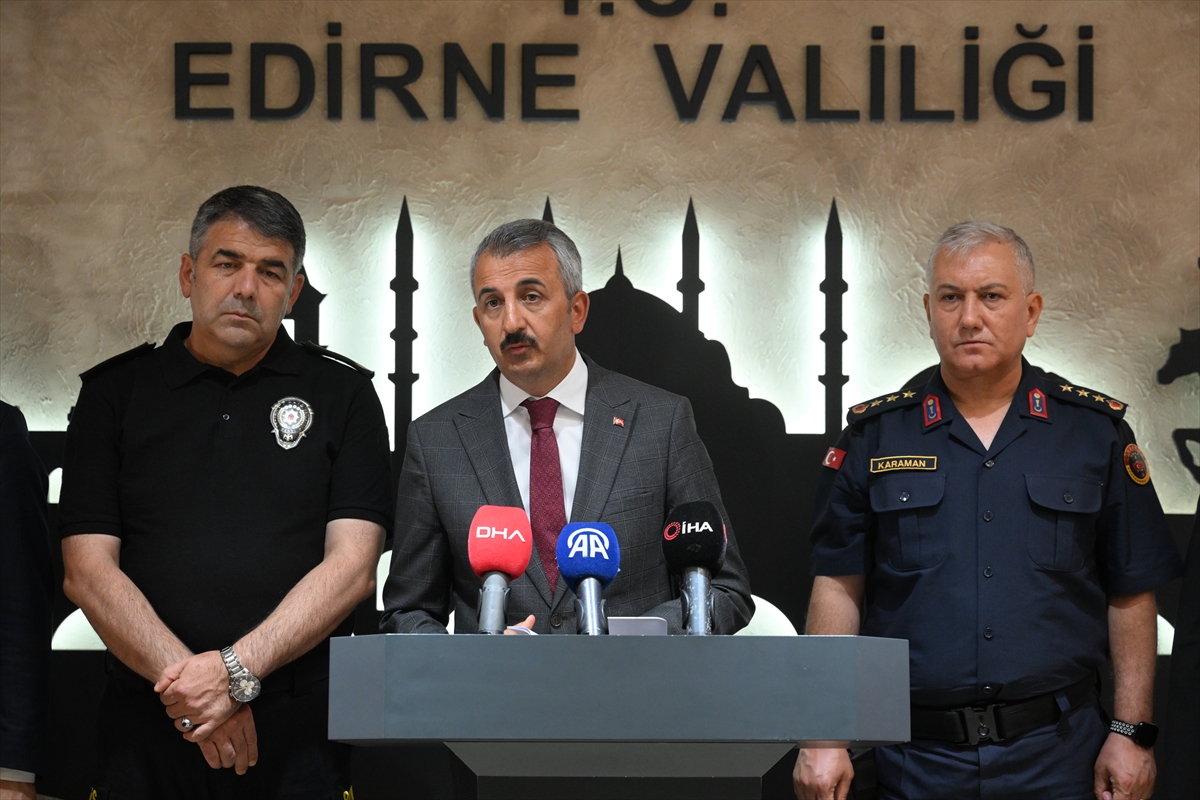 Kapıkule'de tek günde 62 bin 263 yolcu girişiyle rekor kırıldı