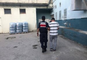 KASTAMONU (AA) – Kastamonu'da çeşitli suçlardan kesinleşmiş hapis cezası bulunan