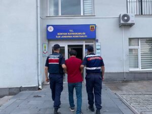 KAYSERİ (AA) – Kayseri'de Fetullahçı Terör Örgütü (FETÖ) üyeliğinden 6