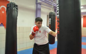 KONYA (AA) – ALEYNA KARTAL – Konya'da kilo vermek için