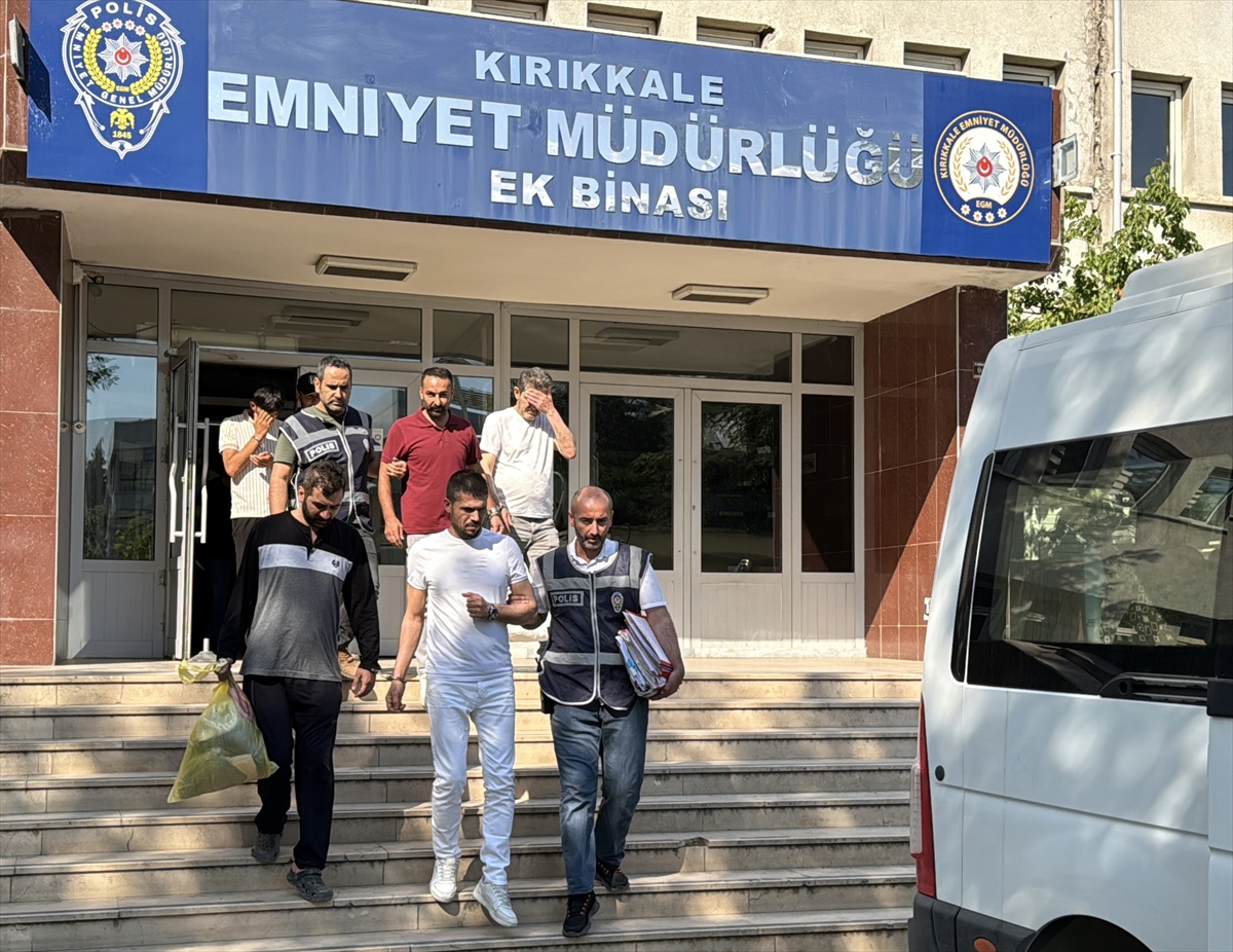 Kırıkkale'de 7'si hükümlü aranan 9 kişi yakalandı