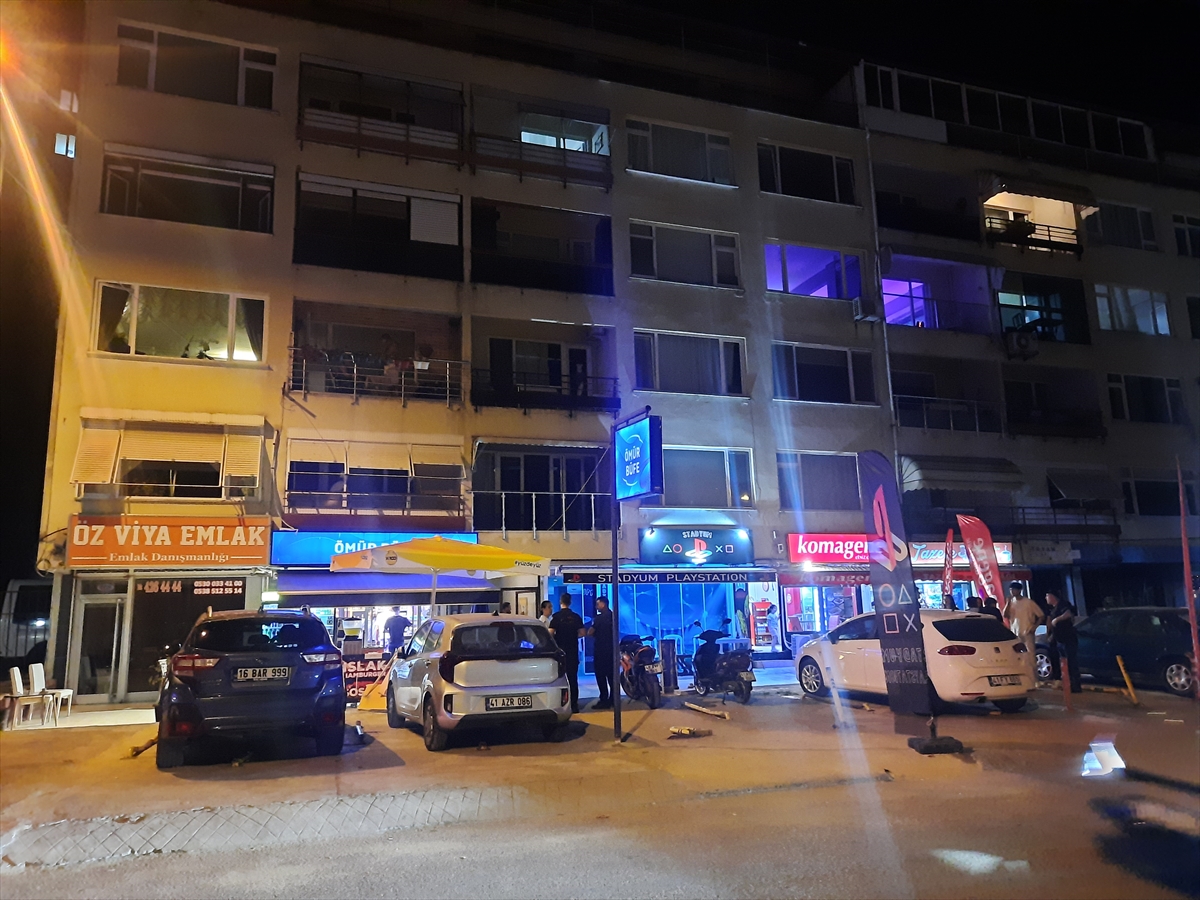 Kocaeli'de gaz sızıntısı şüphesiyle apartman sakinleri tahliye edildi