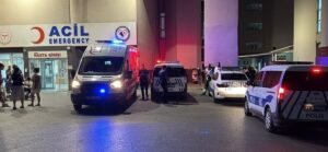 KOCAELİ (AA) – Kocaeli'nin Gebze ilçesinde kiracı ile dükkan sahipleri