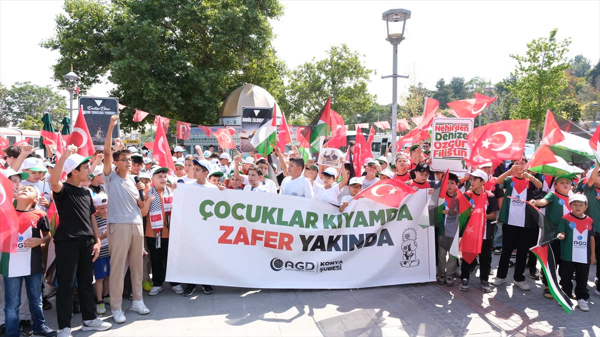 Konya'da öğrenciler Filistin'e destek açıklaması yaptı