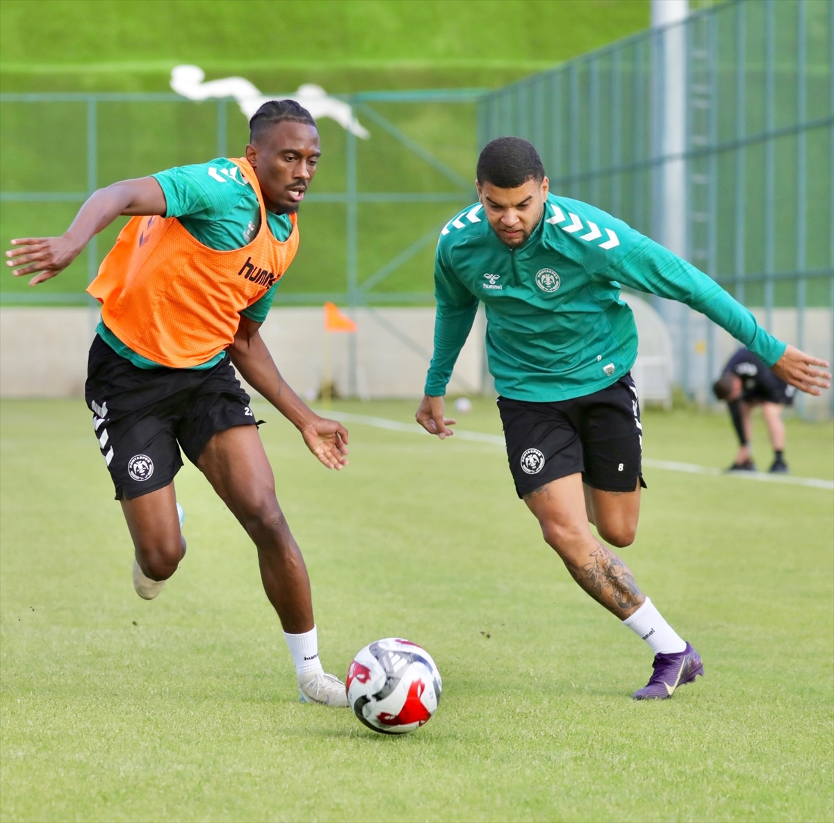 Konyaspor'un Erzurum kampı devam ediyor