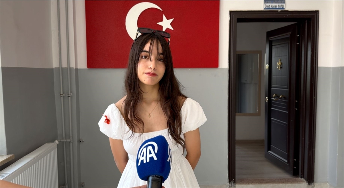 LGS'den tam puan alan Kahramanmaraşlı öğrenciler başarılarının sırrını anlattı