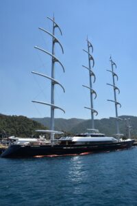 - Haftalık kiralama bedeli 580 bin avro olan 88 metrelik