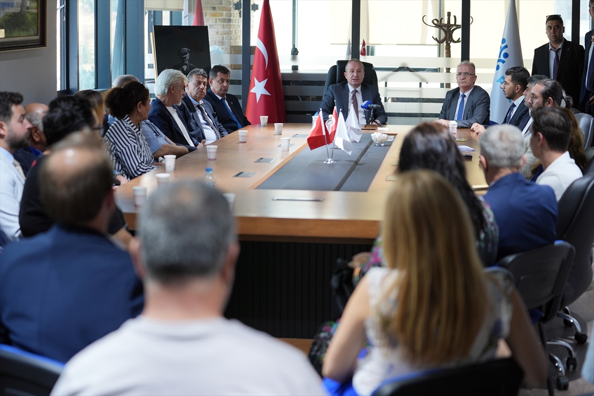 Memleket Partisi “kapanma” gündemli olağanüstü kurultayını topladı
