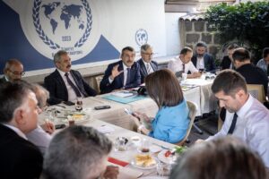 ANKARA (AA) – Milli Eğitim Bakanı Yusuf Tekin, "Liselere Geçiş