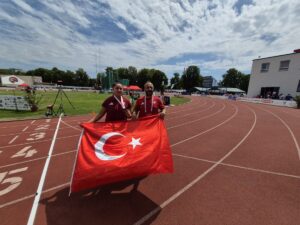 ANKARA (AA) – Milli para atlet Ebrar Keskin, Çekya'da devam