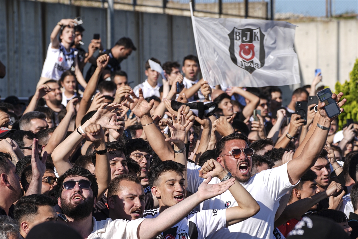 Milli yıldız Orkun Kökçü, Beşiktaş için İstanbul'da