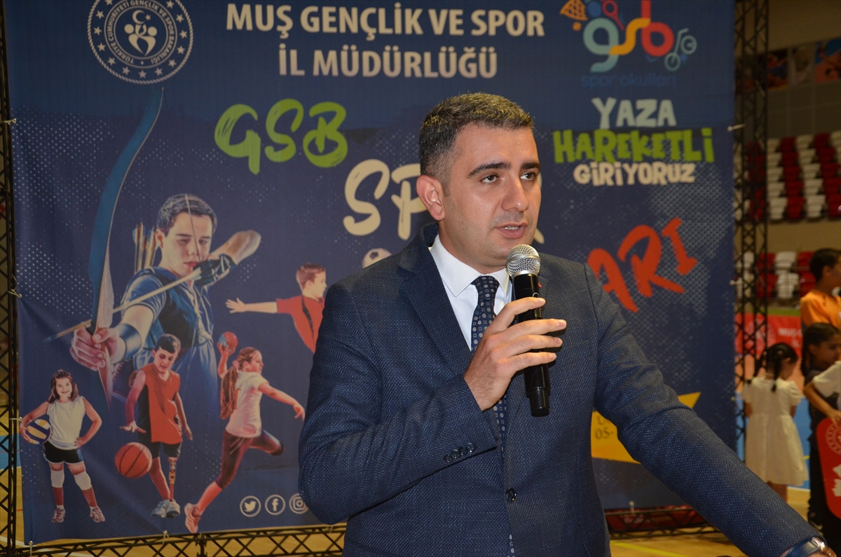 Muş ve Bitlis'te GSB Spor Okulları törenle açıldı