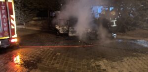 NEVŞEHİR (AA) – Nevşehir'de park halindeki otomobilde çıkan yangın itfaiye