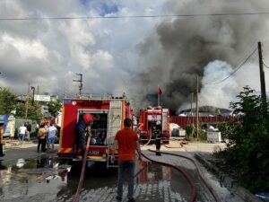 ORDU (AA) – Ordu'nun Altınordu ilçesinde geri dönüşüm tesisinde çıkan