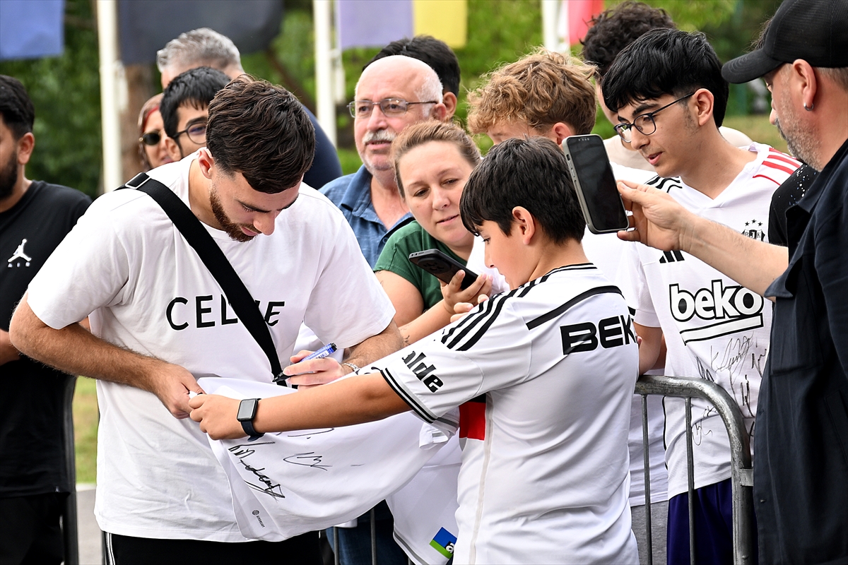 Orkun Kökçü, Beşiktaş'ın Avusturya kampına katıldı
