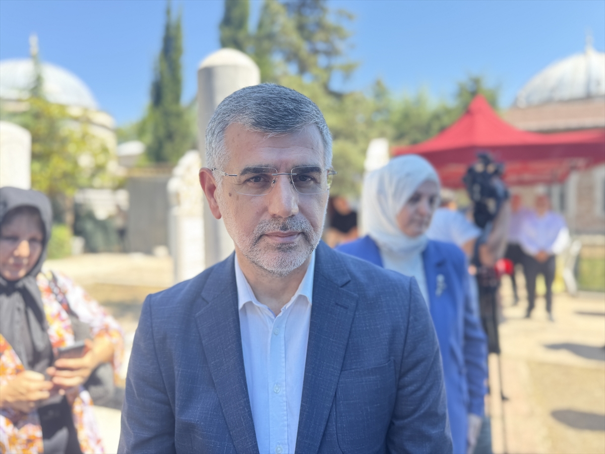Prof. Dr. Halil İnalcık kabri başında anıldı