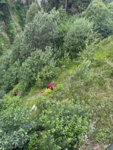 RİZE (AA) – Rize'nin Çamlıhemşin ilçesinde dere yatağına düşmesi sonucu