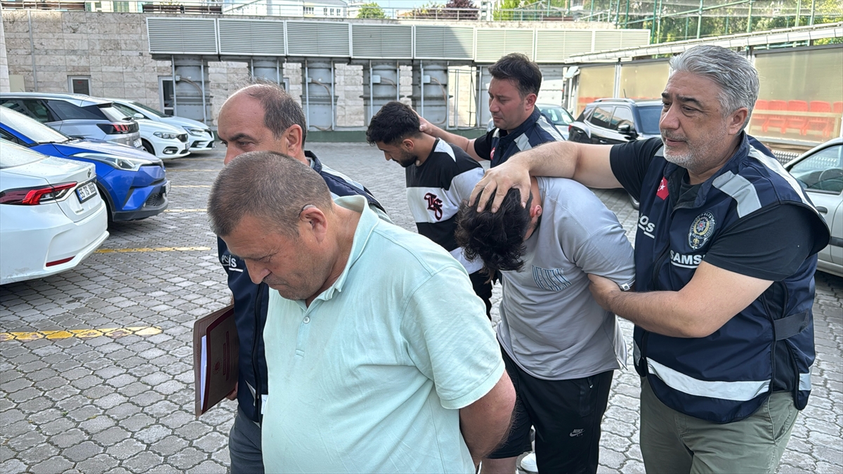 Samsun'da polise mukavemette bulundukları iddiasıyla yakalanan 3 kişi adliyede