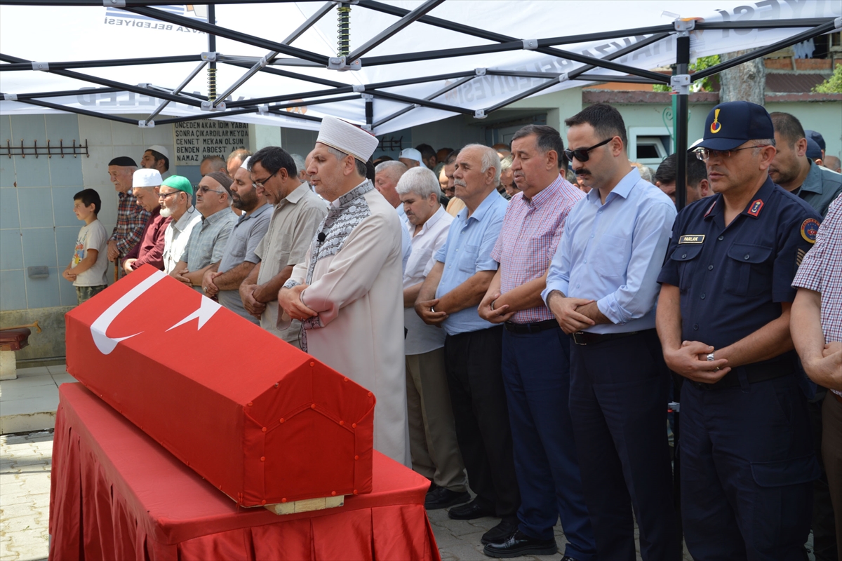 Samsun'da vefat eden Kıbrıs gazisi Ömer Cam son yolculuğuna uğurlandı
