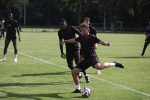 ARNHEM (AA) – Trendyol Süper Lig ekiplerinden Samsunspor'un Hollanda kampı