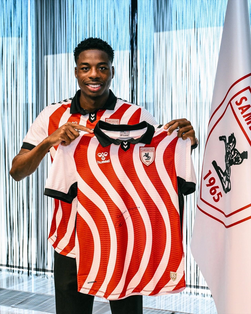 Samsunspor, Hollandalı futbolcu Anthony Musaba ile 4 yıllık sözleşme imzaladı