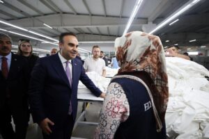 KİLİS (AA) – Sanayi ve Teknoloji Bakanı Mehmet Fatih Kacır,