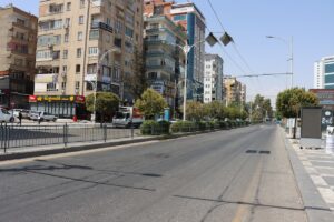 ŞANLIURFA (AA) – Türkiye'de sıcaklığın en yüksek ölçüldüğü kentlerden biri