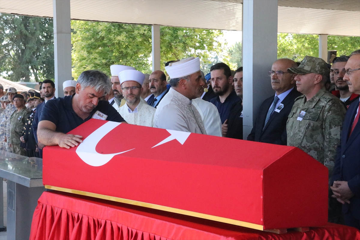 Şehit Piyade Teğmen Furkan Sert, memleketi Malatya'da son yolculuğuna uğurlandı