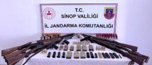 SİNOP (AA) – Sinop’ta düzenlenen silah ve mühimmat kaçakçılığı operasyonunda