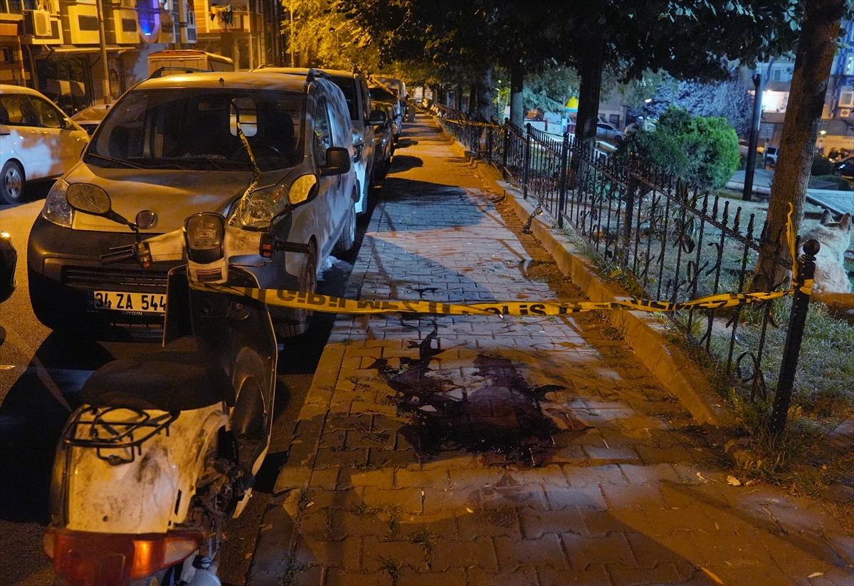 Sultangazi'de bıçaklı saldırıya uğrayan kişi öldü