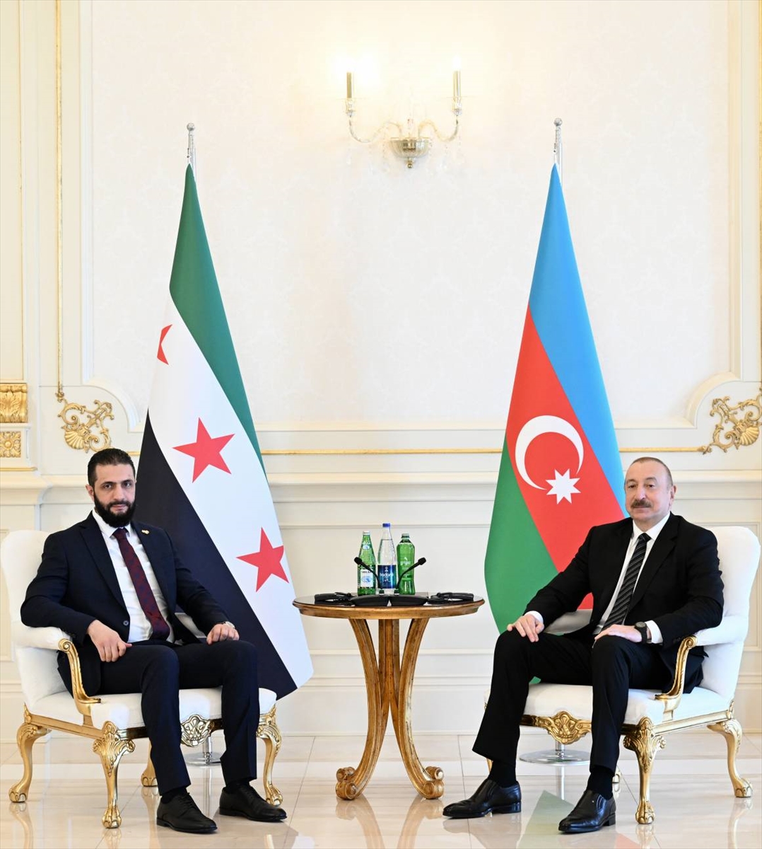 Azerbaycan Cumhurbaşkanı Aliyev, Bakü'de Suriye Cumhurbaşkanı Şara ile görüştü