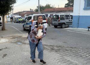 TEKİRDAĞ (AA) – Tekirdağ'ın Şarköy ilçesinde tarım alanında başlayıp ormana