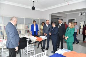 TEKİRDAĞ (AA) – Tekirdağ'da yükümlülerce dikilen kıyafetler Zübeyde Hanım Çocuk