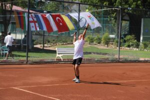 - Turnuvada gruplarını birince tamamlayan sporcular 7-10 Ağustos'ta Fransa'da düzenlenecek