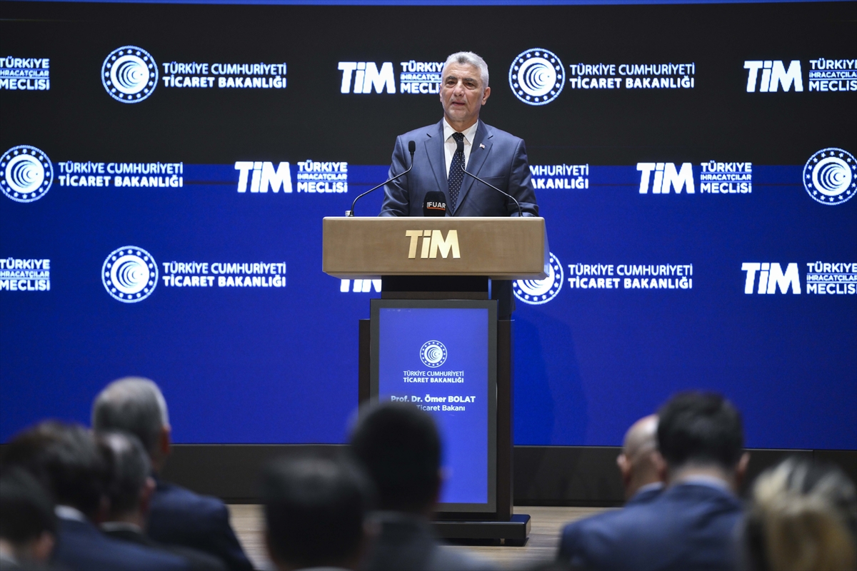 Ticaret Bakanı Bolat: “İhracatımız haziranda (geçen yılın aynı ayına göre) yüzde 8 artışla 20,5 milyar dolara ulaştı. Bu artış son bir yılın en yüksek aylık artışı oldu”