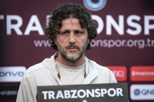 ERZURUM (AA) – Trabzonspor Teknik Direktörü Fatih Tekke, kamp döneminde