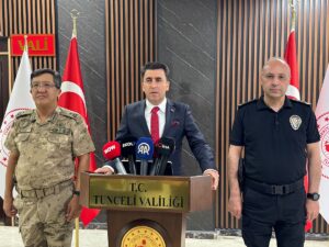 TUNCELİ (AA) – Tunceli Valisi ve Belediye Başkan Vekili Şefik