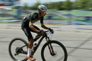 SAKARYA (AA) – Sakarya'da düzenlenen Tuncer Salihoğlu Dağ Bisikleti Türkiye