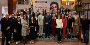 İSTANBUL (AA) – Avustralya pazarında büyümeyi hedefleyen Türk kozmetik üreticileri,