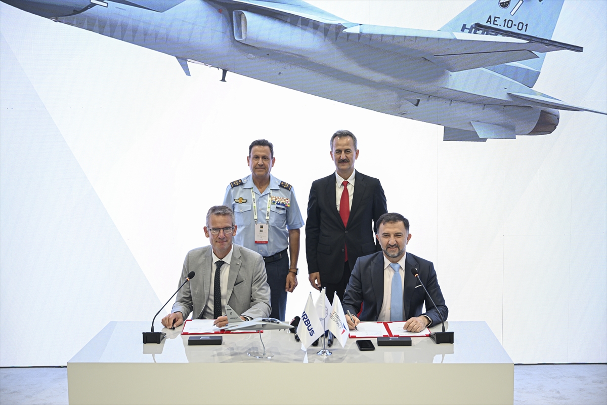 TUSAŞ, HÜRJET'in ihracatına yönelik Airbus ile yeni anlaşma imzaladı