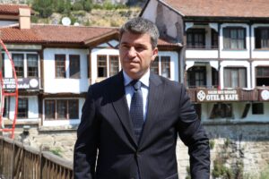 AMASYA (AA) – Amasya Valisi Önder Bakan, yılın ilk altı