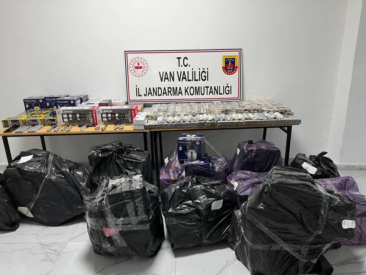 Van'da kaçakçılık operasyonlarında 32 şüpheli yakalandı