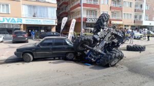 YOZGAT (AA) – Yozgat'ın Yerköy ilçesinde meydana gelen zincirleme trafik