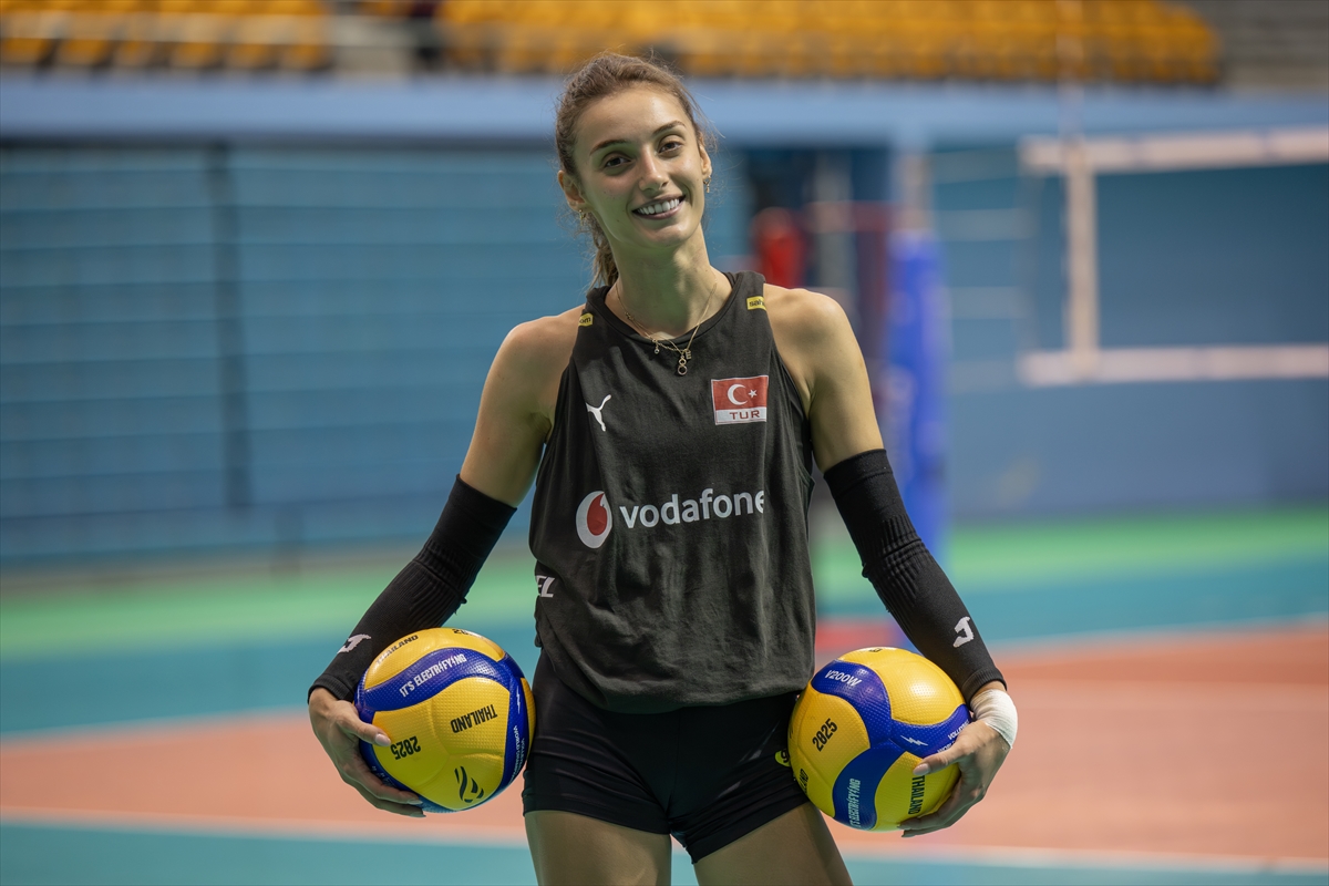 A Milli Kadın Voleybol Takımı, Kanada maçına hazır