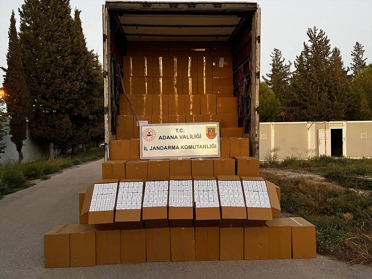 Adana'da 6 milyon 500 bin kaçak makaron ele geçirildi