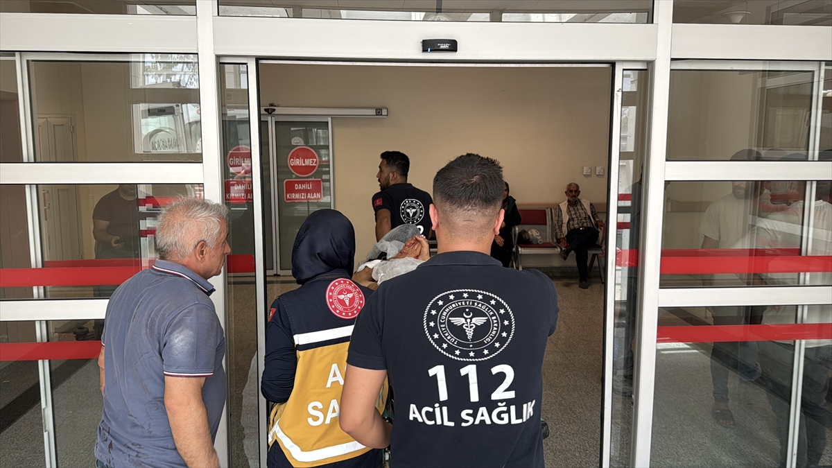 Adıyaman'da çıkan bıçaklı kavgada 2 kişi yaralandı
