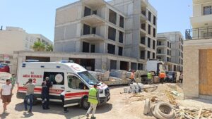 ADIYAMAN (AA) – Adıyaman'da çalıştığı inşaatta elektrik akımına kapılan işçi,