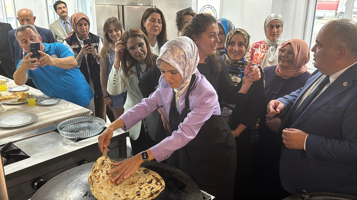 Aile ve Sosyal Hizmetler Bakanı Göktaş, Bartın'da ziyaretlerde bulundu