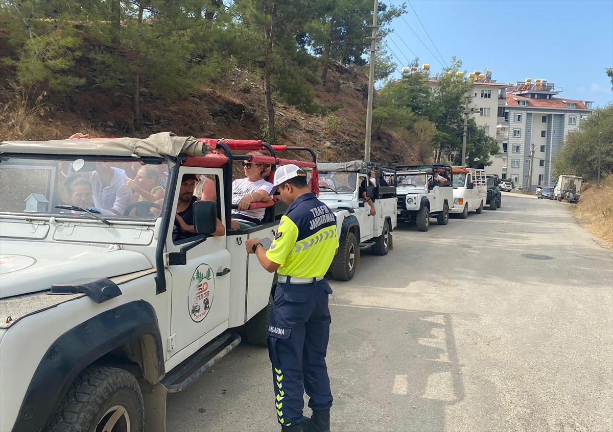 Antalya'da safari araçları denetlendi