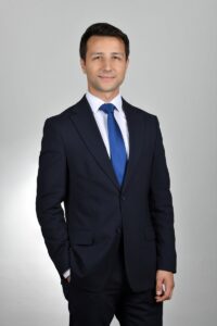 - Şirketin Baş Hukuk ve Uyum Müşaviri ve İç Denetim